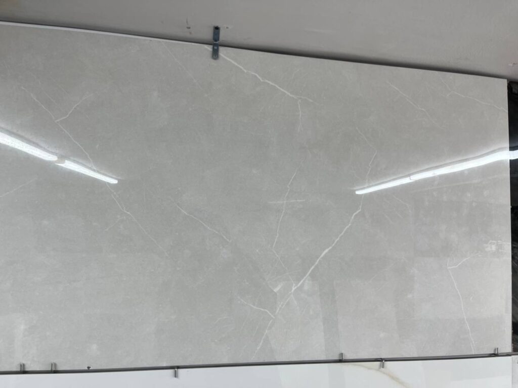 سرامیک آوین