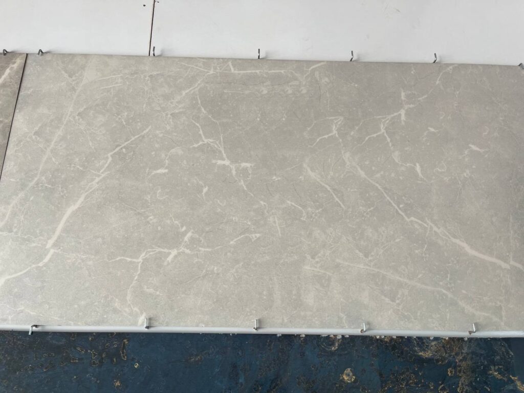 سرامیک آدریان روشن